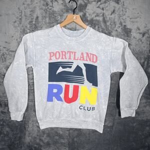 Portland Run Club Vtg Graphic‎ Sweatshirt Crewneck Pullover Size XS Unisex Gray
